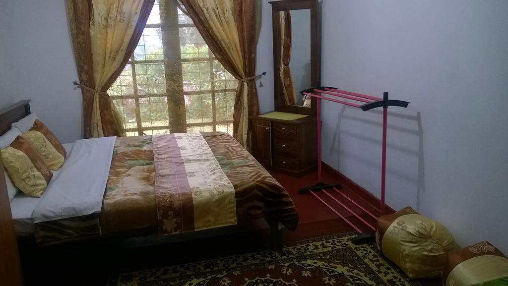 Srihelyes Inn Нувара-Елія Екстер'єр фото