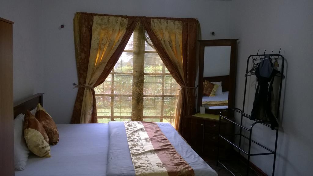 Srihelyes Inn Нувара-Елія Екстер'єр фото